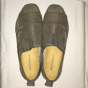 Taupe canvas Merrell Slip-ons, Size 10B
